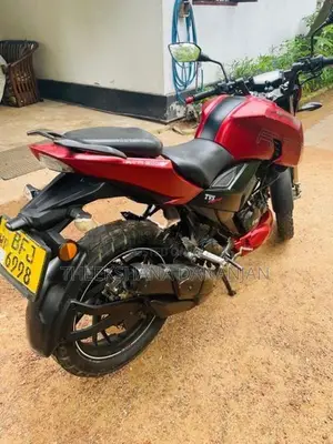 TVS Apache 2017