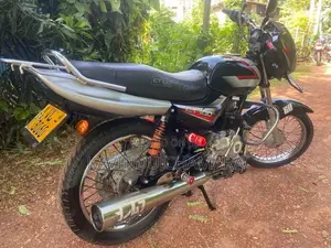 Bajaj CT100 2009