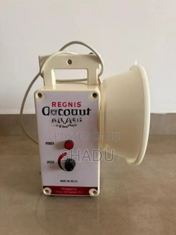Regins Coconut Scraper