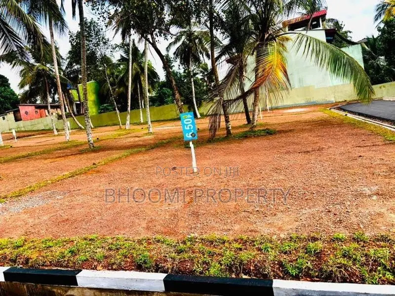 Kesbewa Land for Sale