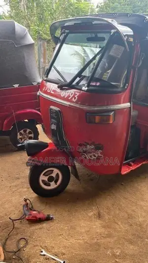 Bajaj RE 2 Storke 2005