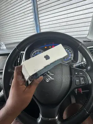 Apple iPhone 13 (Used)