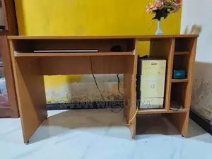 Computer Table