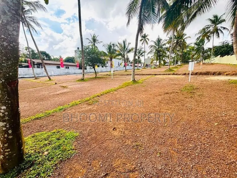 කැස්බෑව 120 පාරට ලගම ඉඩම