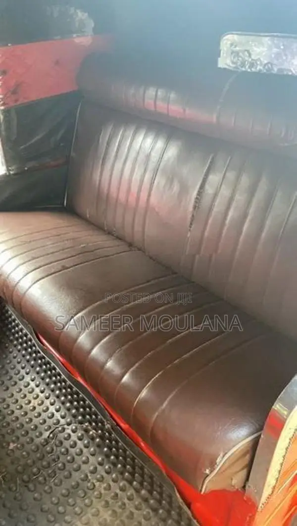 Bajaj RE 2 Storke 2005