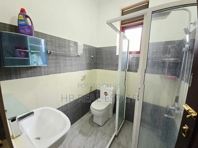 Brand New Luxury 3 Storey House for Sale Pannipitiya