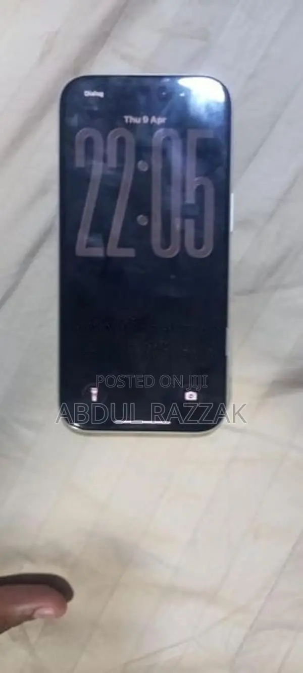 Apple iPhone 16 128GB (Used)