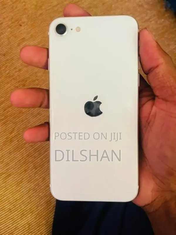 Apple iPhone SE 2 128GB (Used)