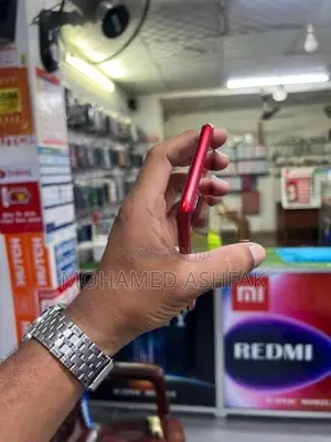 Apple iPhone 8 Plus (Used)