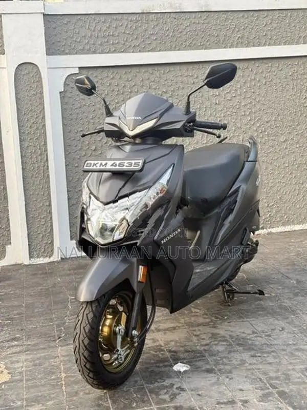 Honda Dio DLX 2025