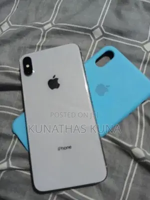 Apple iPhone XS Max (Used)