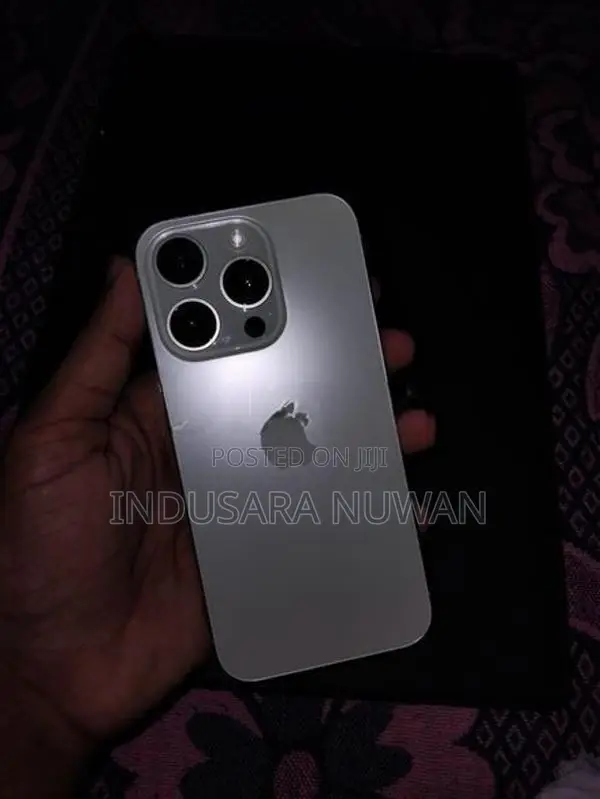Apple iPhone 15 Pro (Used)