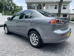 Mitsubishi Lancer EX 2013