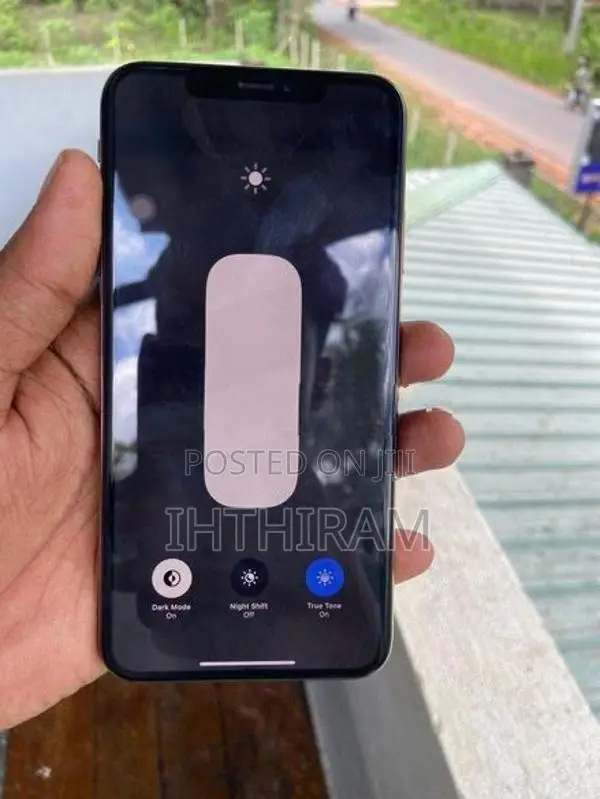 Apple iPhone XS Max (Used)