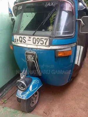 Bajaj RE 2009