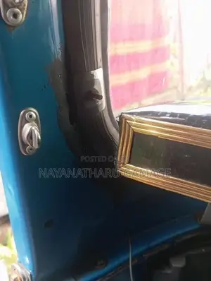 Bajaj RE 2009