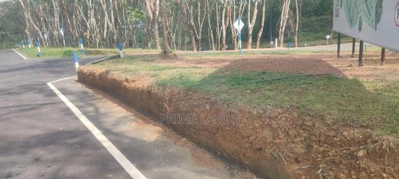 Homagama , Thalagala Land for Sale