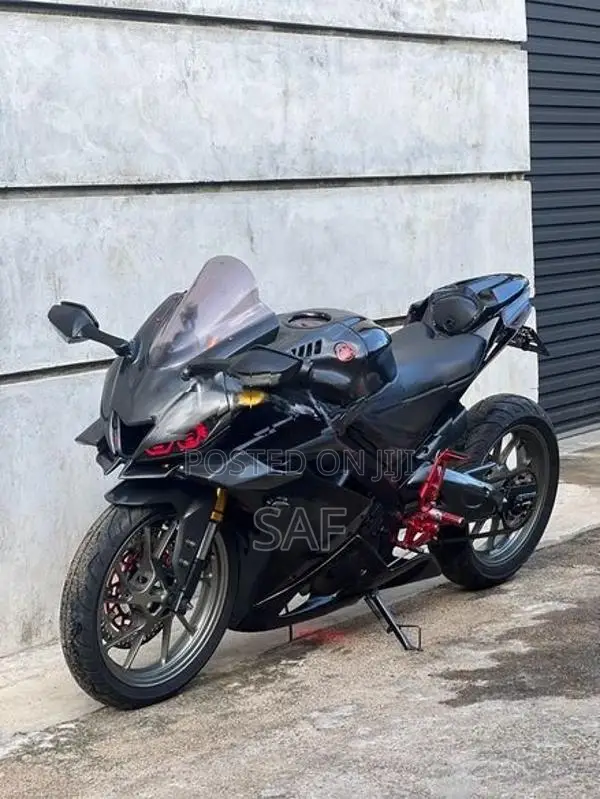 Yamaha R15 2019