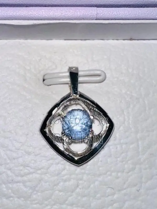 Blue Sapphire Gem with Silver Pendant