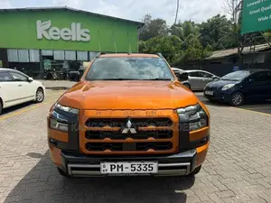 Mitsubishi L200 Triton 2025