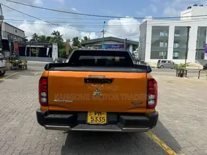 Mitsubishi L200 Triton 2025