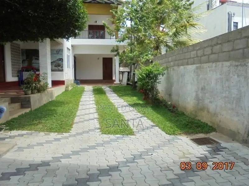 Malaysian Grass Interlock Stones
