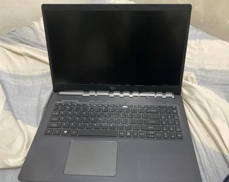 Acer Aspire 5 Laptop i3