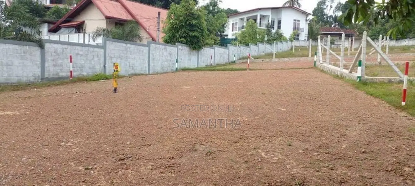 Malabe Town , Near Malabe-Athurugiriya Main Road Land