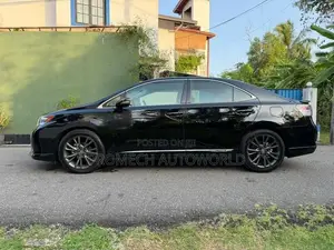 Lexus HS250H Premium Hybrid 2009