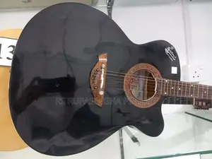 Signature Box Guitar