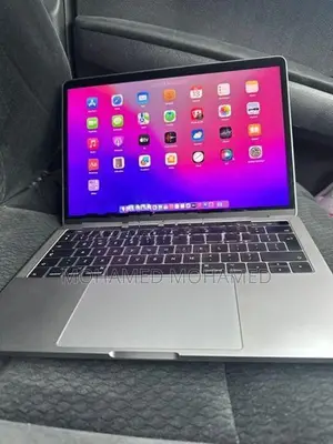 Apple MacBook Pro Touch Bar