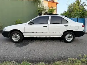 Nissan Sunny B14 1994