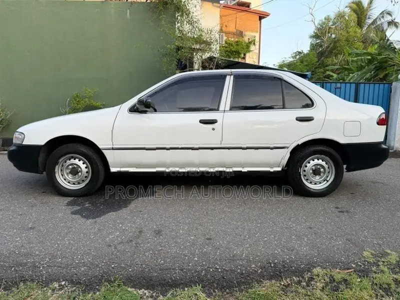 Nissan Sunny B14 1994