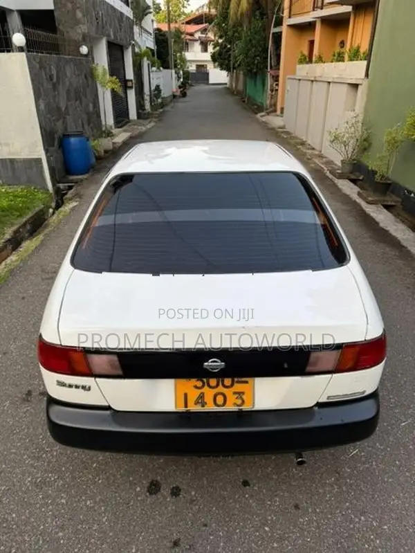 Nissan Sunny B14 1994