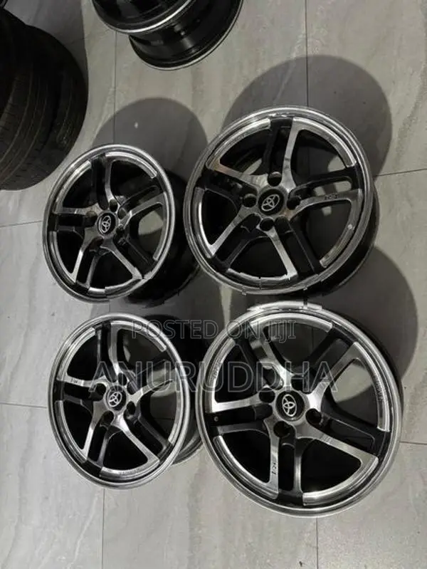 15” Alloy Wheels
