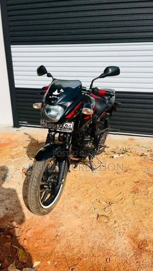Bajaj Pulsar 180 double disc 2017