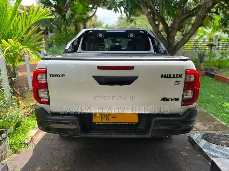 Toyota Hilux GR Sport 2024
