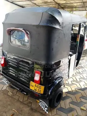 Bajaj RE 2012