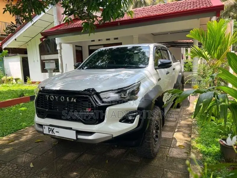Toyota Hilux GR Sport 2024