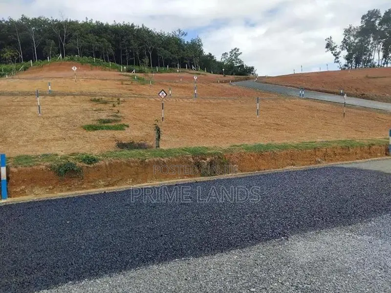නේවාසික බිම් කොටස් කලුතර
