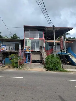 Commercial Building with Residential Units for Sale – Moragahahena