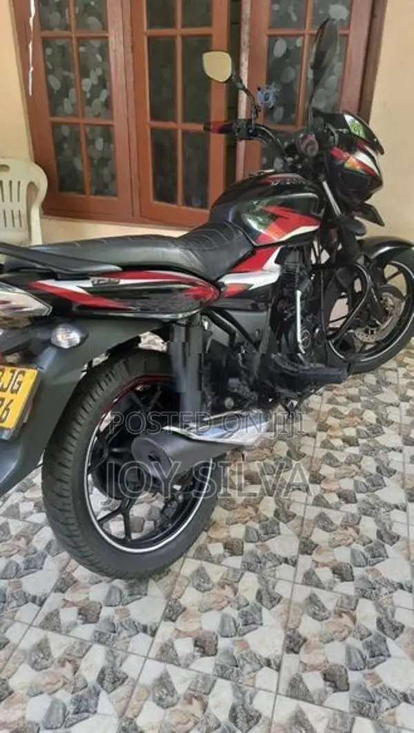 Bajaj Discover 125 2023