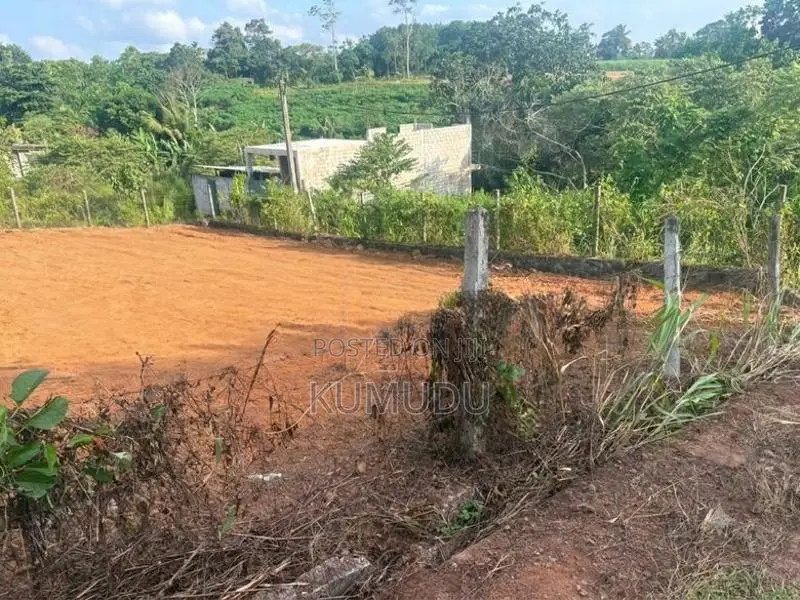 Kahathuduwa Land for Sale Close to Hirdaramani
