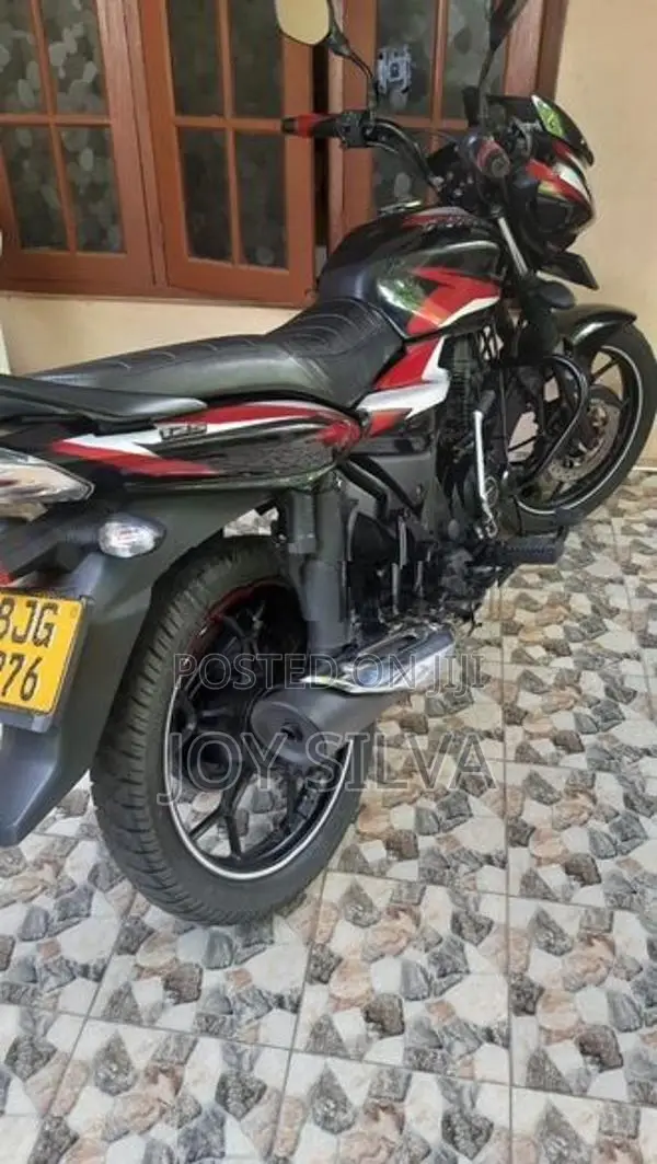 Bajaj Discover 125 2023
