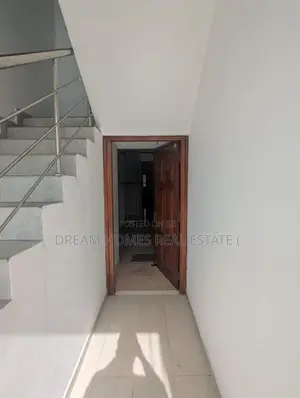 Commercial Building with Residential Units for Sale – Moragahahena