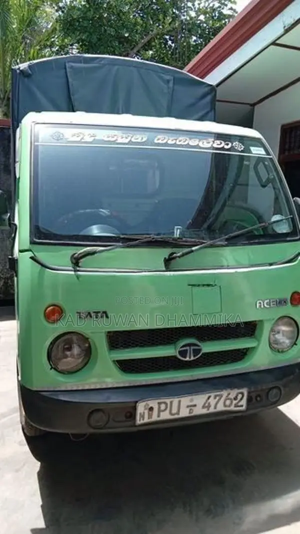 Tata Dimo Batta 2012