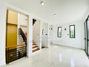 4 Bedroom House for Sale – Athurugiriya, Mullegama
