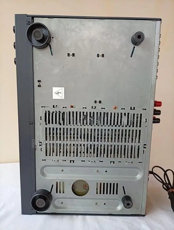 NAD AV-711 Stereo AV Amplifier