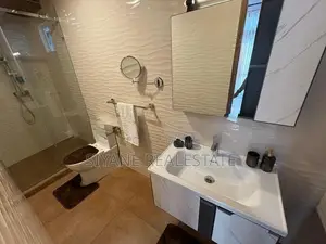 exclusive Ultra Luxury Mansion for Sale – Palawaththa, Battaramulla