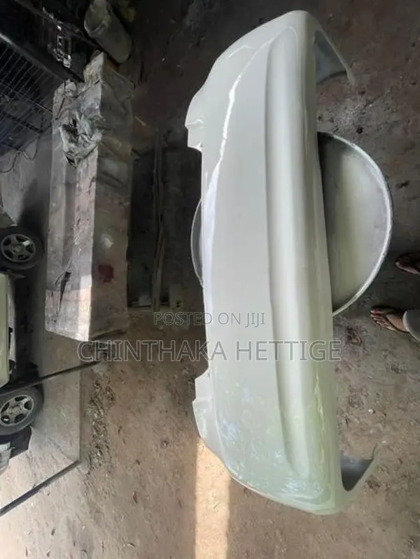 Toyota Premio 260 Rear Buffer